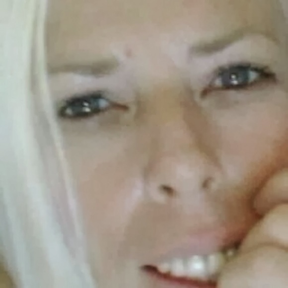 Meet your Posher, Dawn - Picture 1 of 1